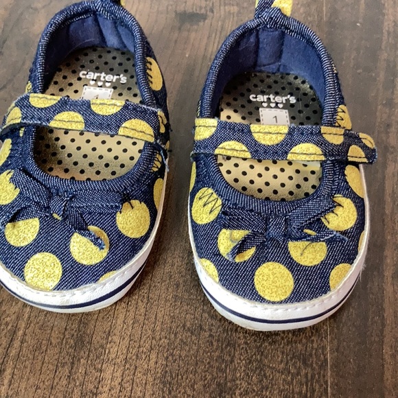Carter’s Baby Girl Wide Fit Shoe - Picture 2 of 5